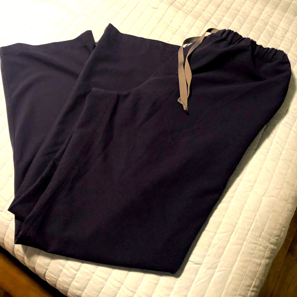 Large FIGS scrubs pants